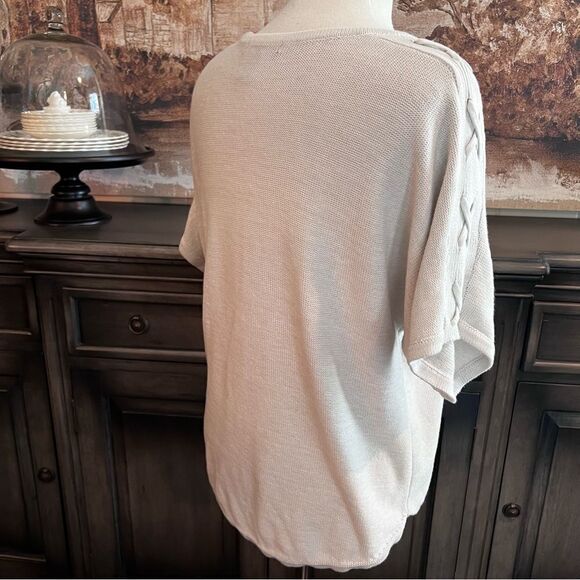 Design History Sweater Pastel Gray Laced Sleeves size Large - Picture 4 of 7
